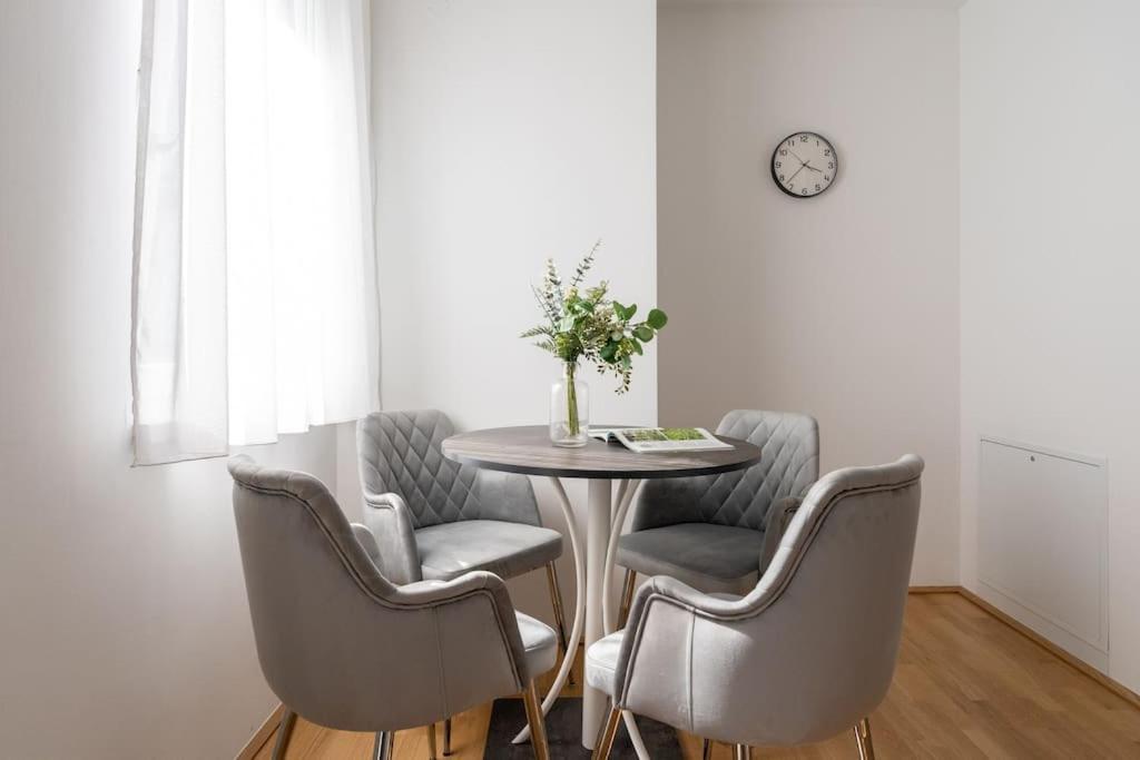 Sunny 1Br Home With Balcony By Hm Vídeň Exteriér fotografie