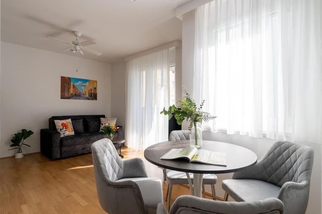 Sunny 1Br Home With Balcony By Hm Vídeň Exteriér fotografie